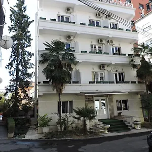 Отель La Favorita, Тирана
